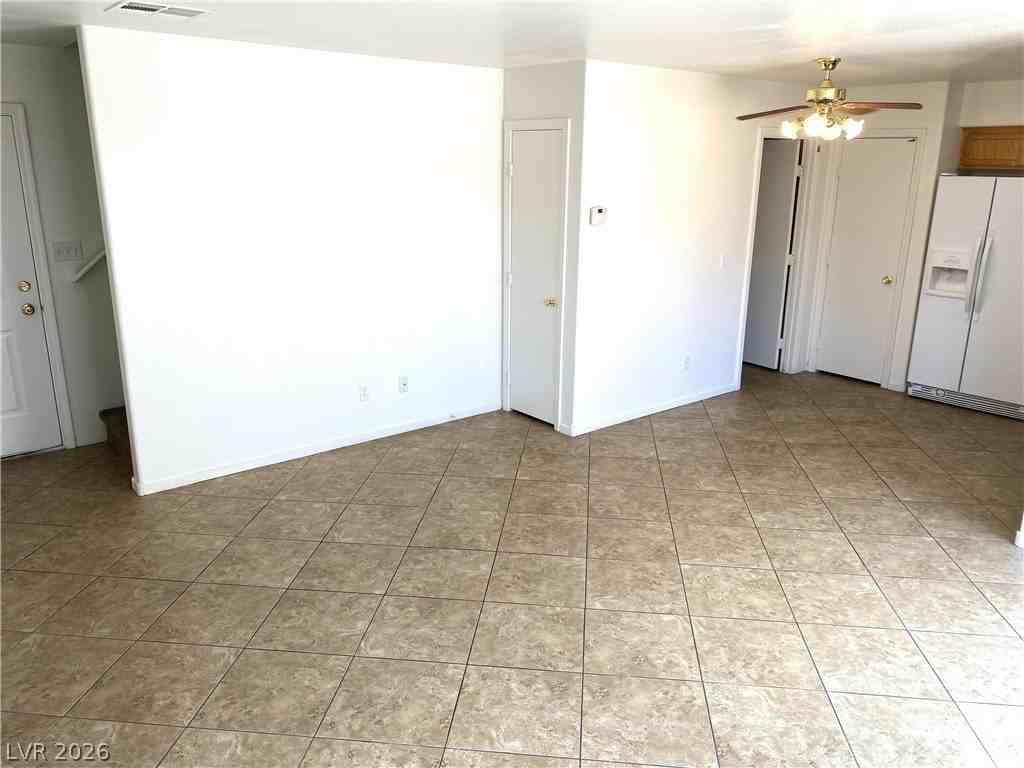 701 Spotted Eagle St - Photo 5 of 42
