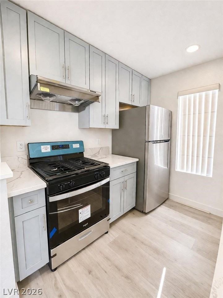 4724 Nara Vista Way #202 - Photo 2 of 12