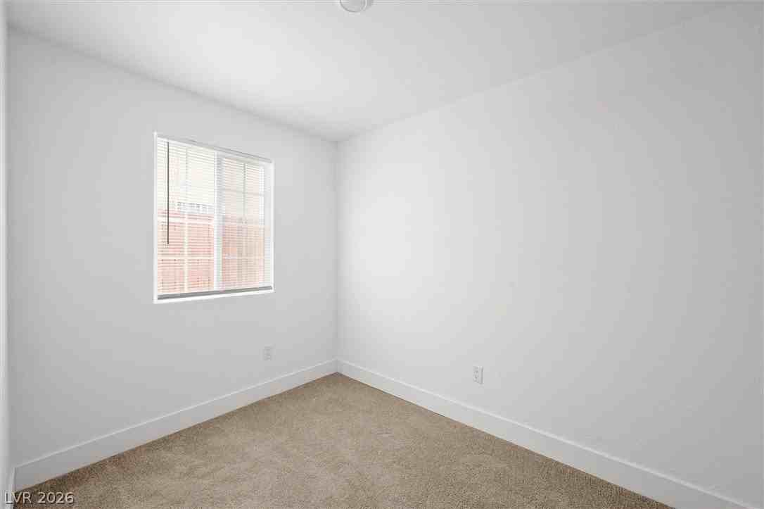 623 N 10th St #C - Photo 7 of 9