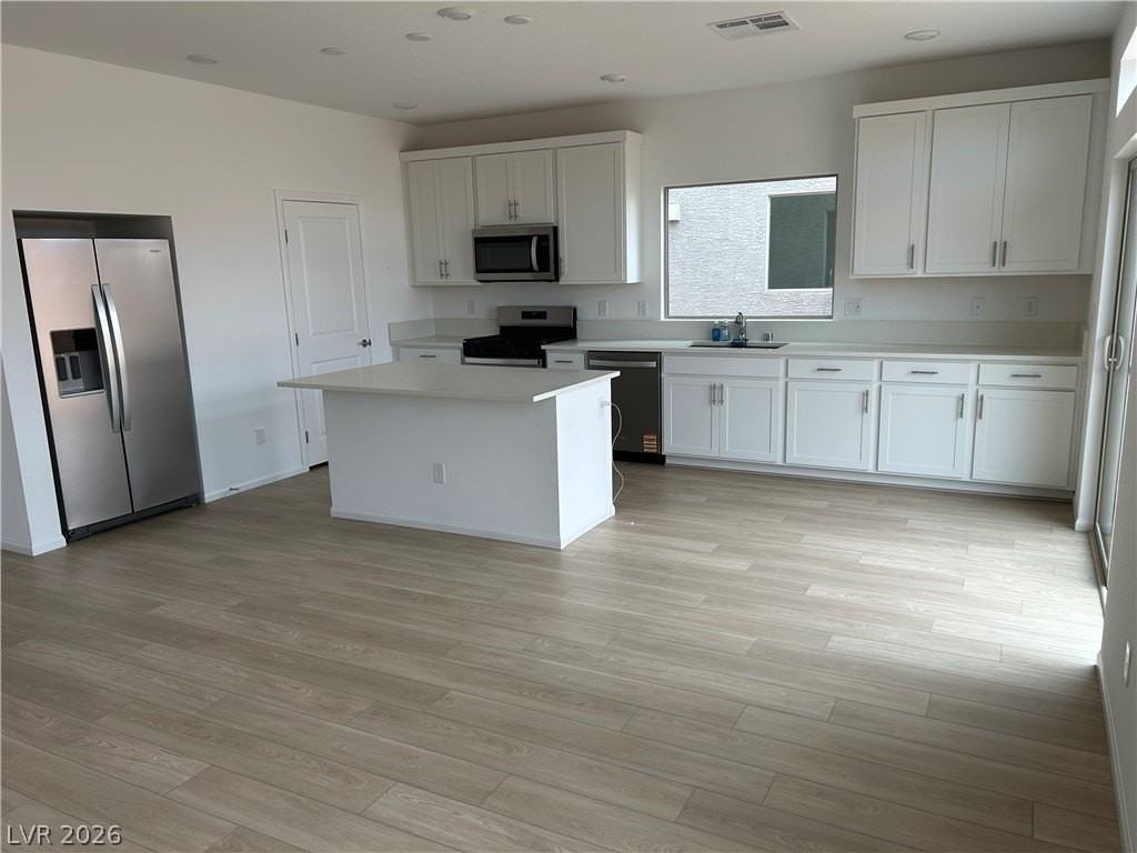 10379 S Bronco St - Photo 4 of 10