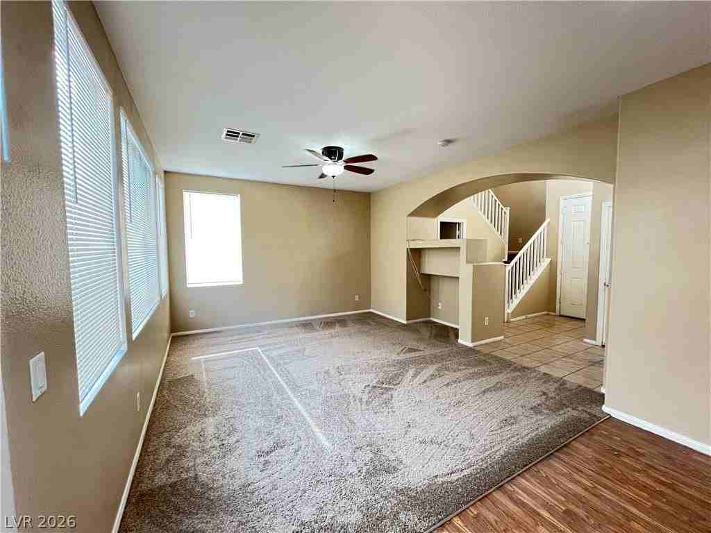 5420 Pipers Meadow Ct - Photo 5 of 15
