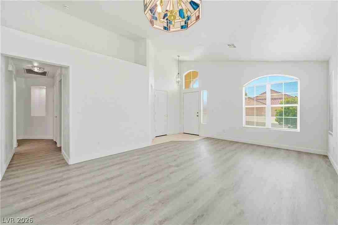 6542 Stormy Sky Ave - Photo 4 of 25
