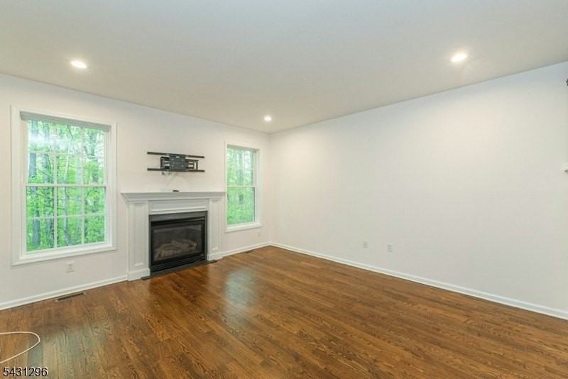 74 Glattly Dr - Photo 7 of 22
