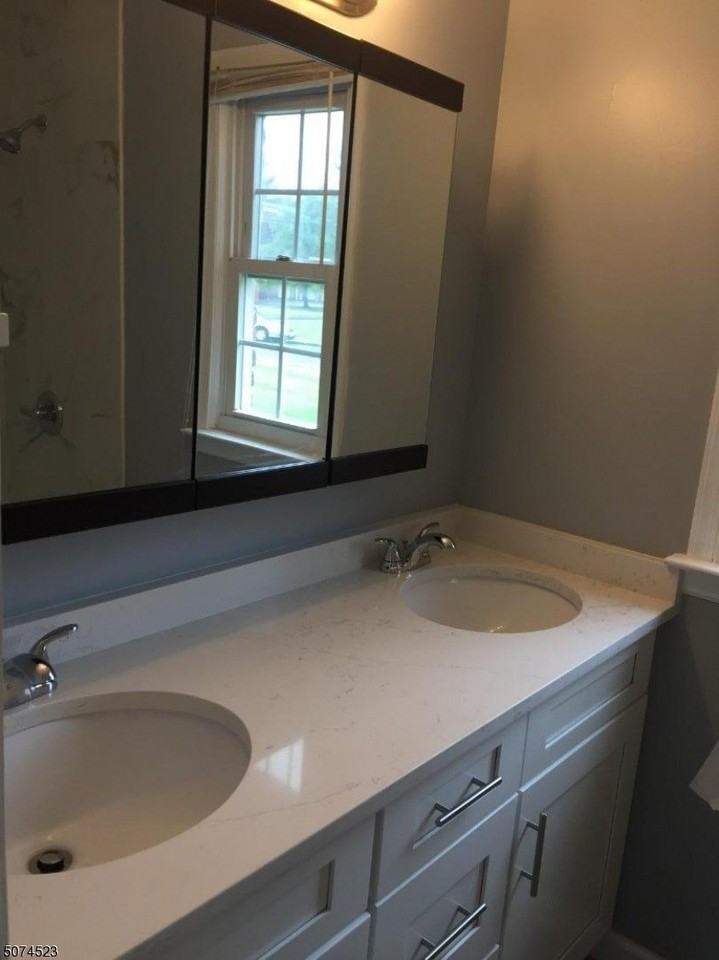 10 Stanford Dr #3A - Photo 7 of 7
