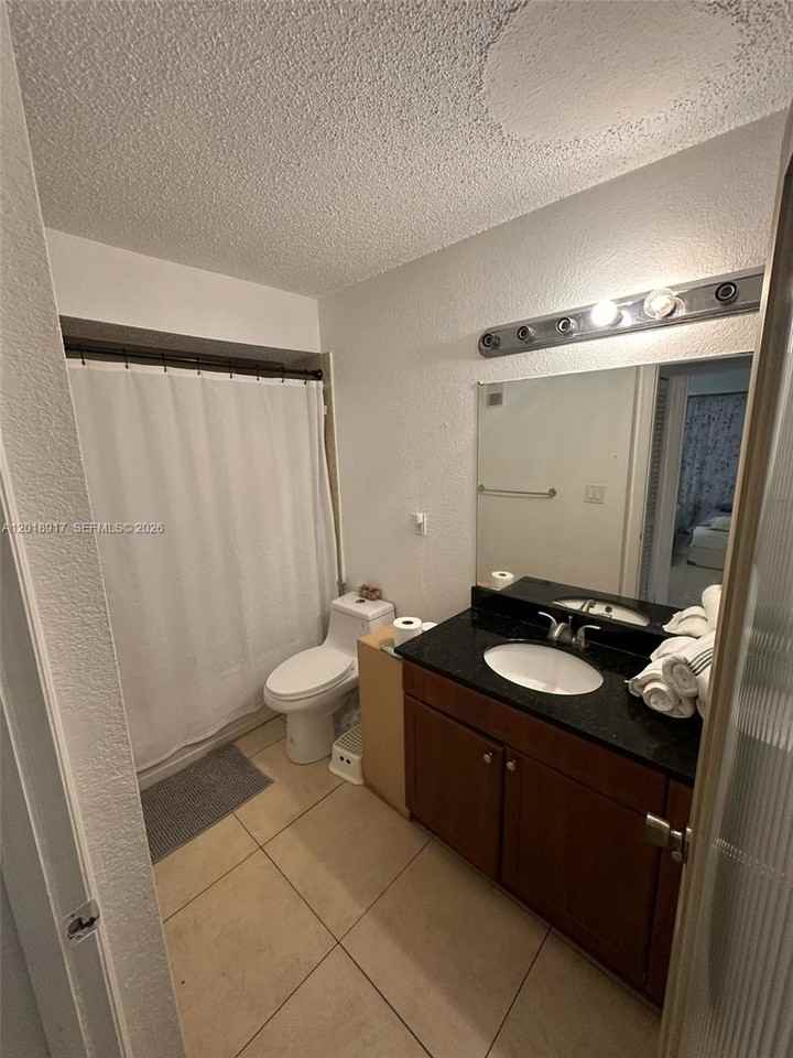 15640 Sw 106th Ln #903 - Photo 2 of 3