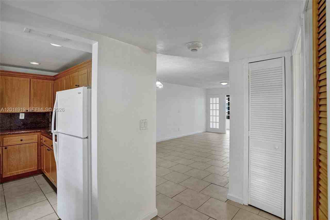 1601 Ne 191st St #B112 - Photo 7 of 31