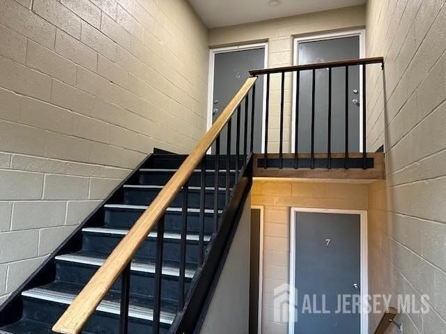 356 Ridge Rd #D10 - Photo 3 of 36