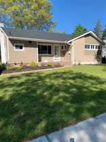 402 Leslie Ln - Photo 1 of 1
