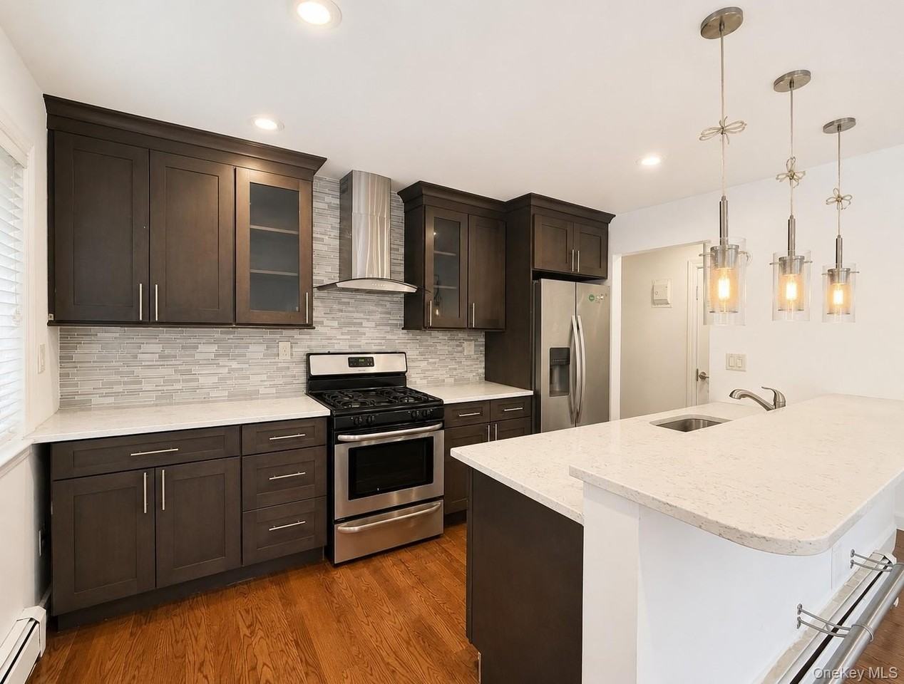 330 Central Park Ave #F8 - Photo 7 of 17