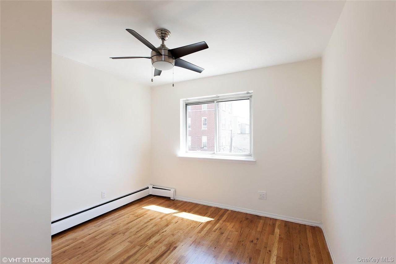 2812 37th St - Photo 7 of 8