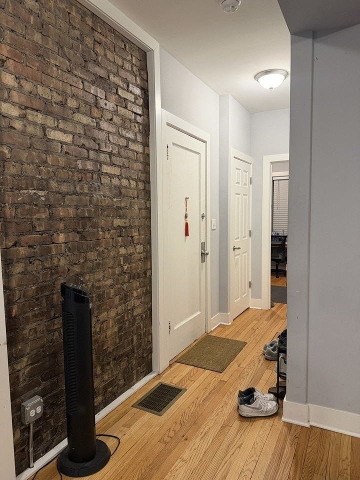 935 E 54th Pl #1 - Photo 2 of 16