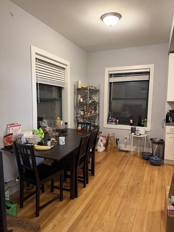 935 E 54th Pl #1 - Photo 6 of 16