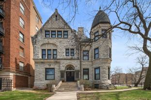 4545 S Drexel Blvd #1B - Photo 1 of 1