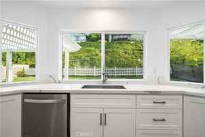 featured image of 738 S Fairway Ln