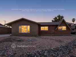 featured image of 3520 W Lawrence Rd