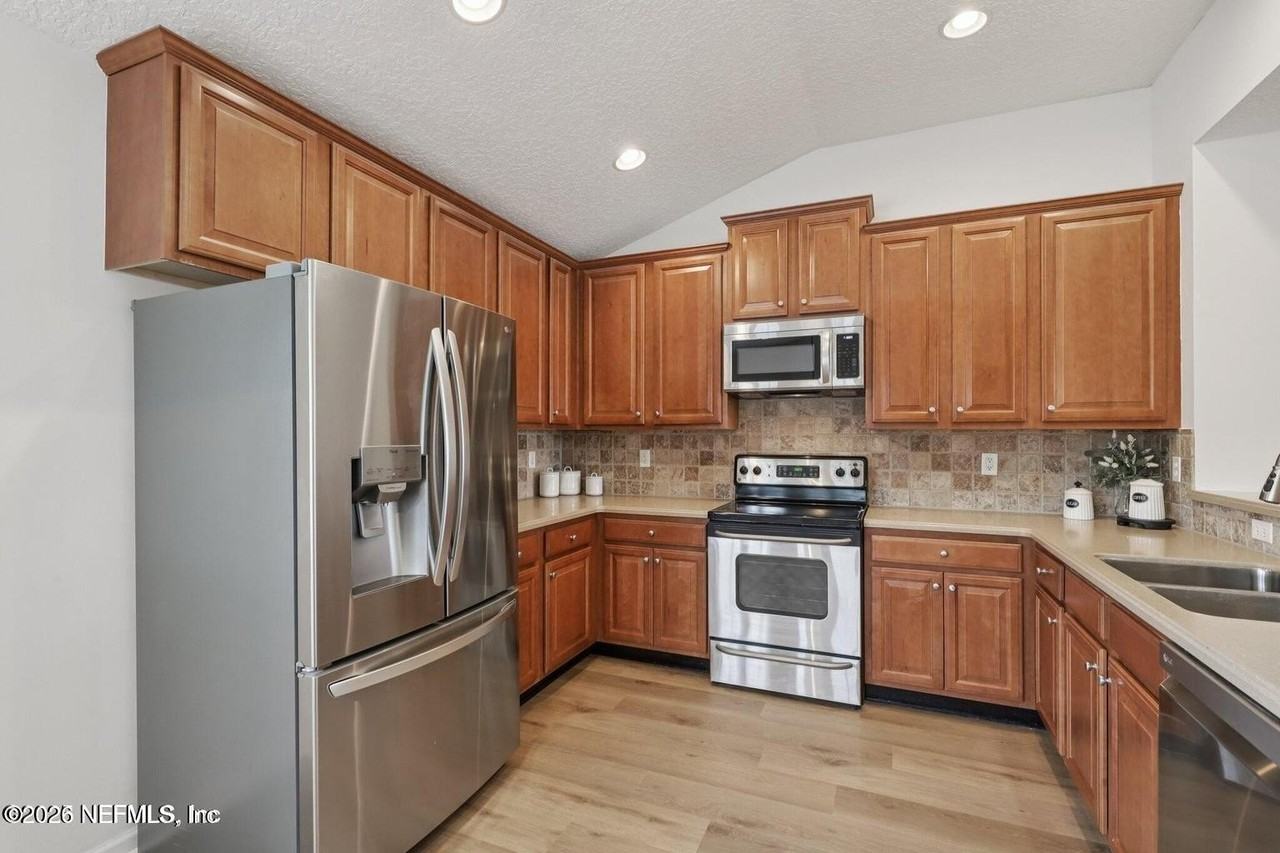 1860 Copper Stone Dr #C - Photo 6 of 24