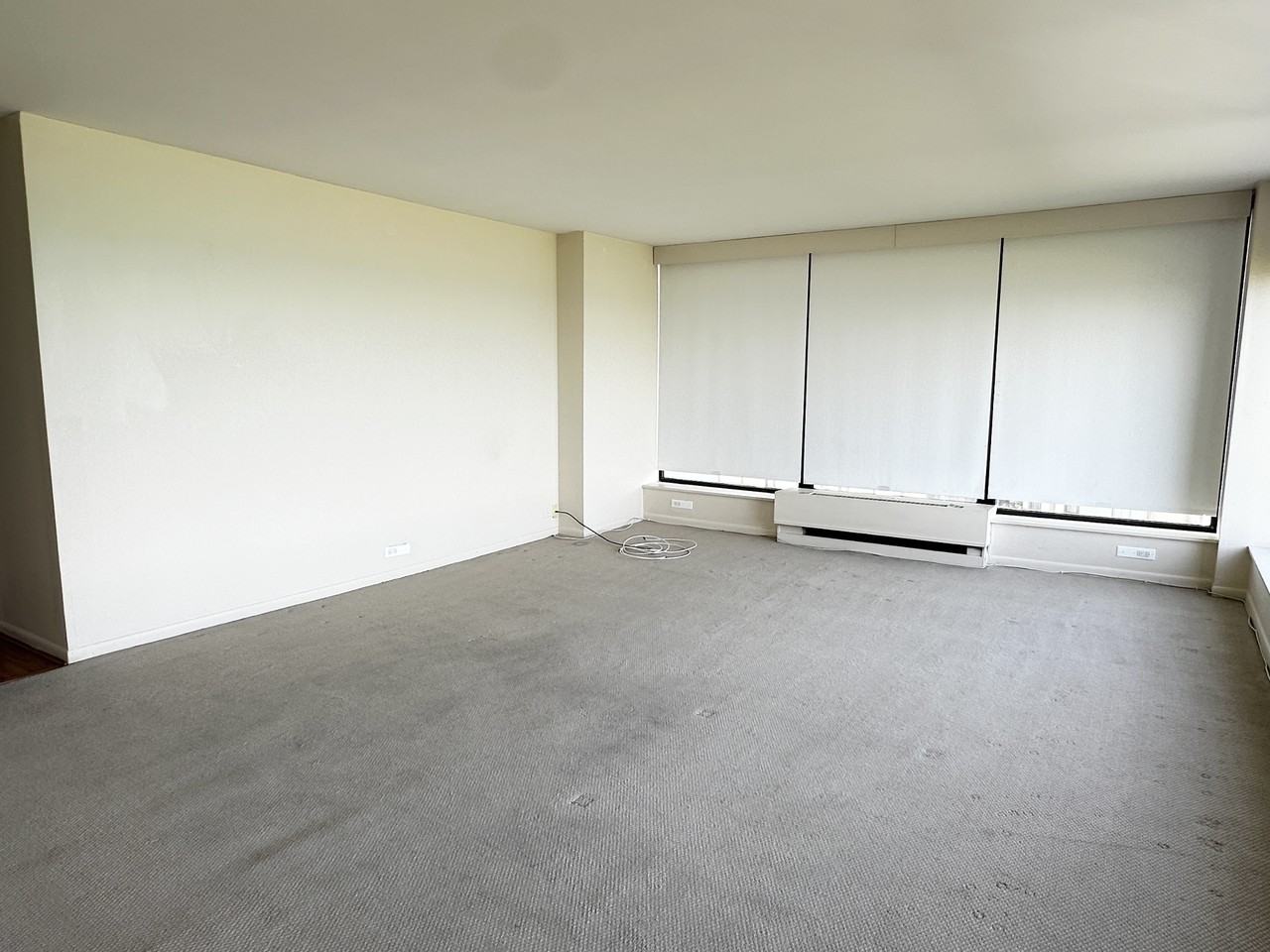 5445 North Sheridan Road #2702 - Photo 5 of 23