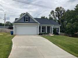 featured image of 202 N Toria Dr