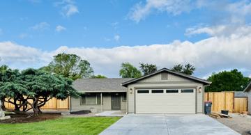 featured image of 2853 Tahitian Ave #1
