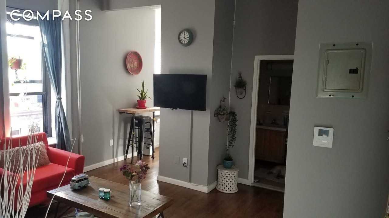 109 W 111th St #5C - Photo 4 of 11