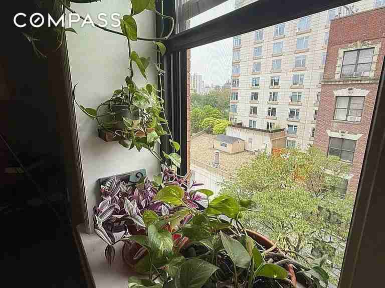 109 W 111th St #5C - Photo 6 of 11