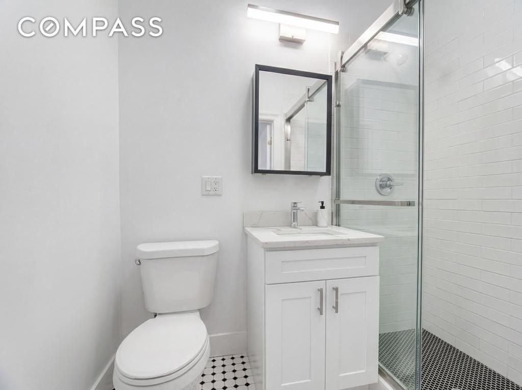 231 E 60th St #1A - Photo 6 of 9