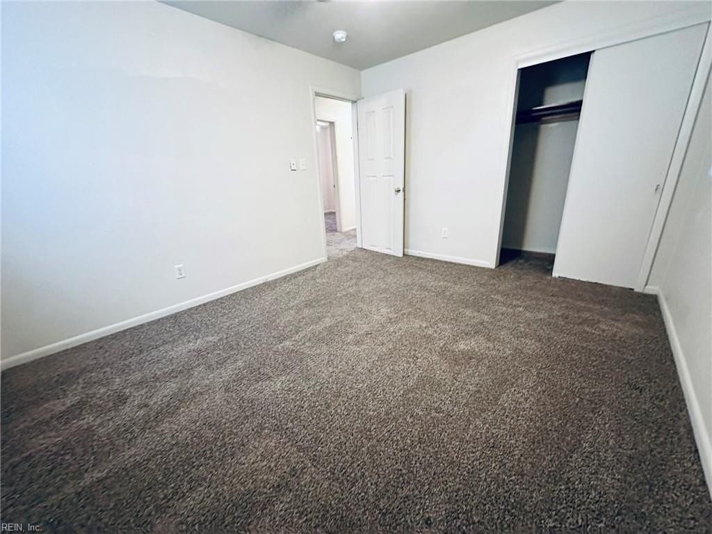 656 49th St - Photo 7 of 17