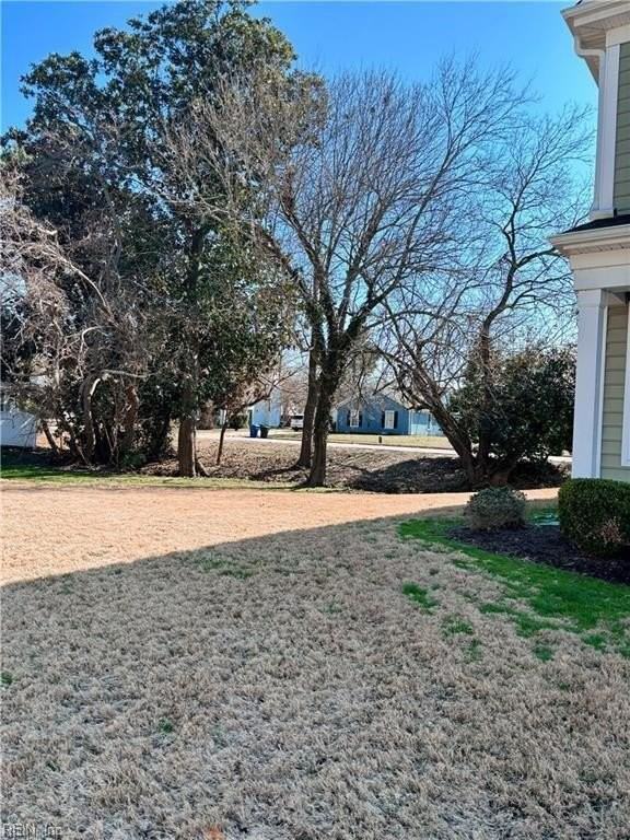 1004 Crown Grant Ct - Photo 2 of 19