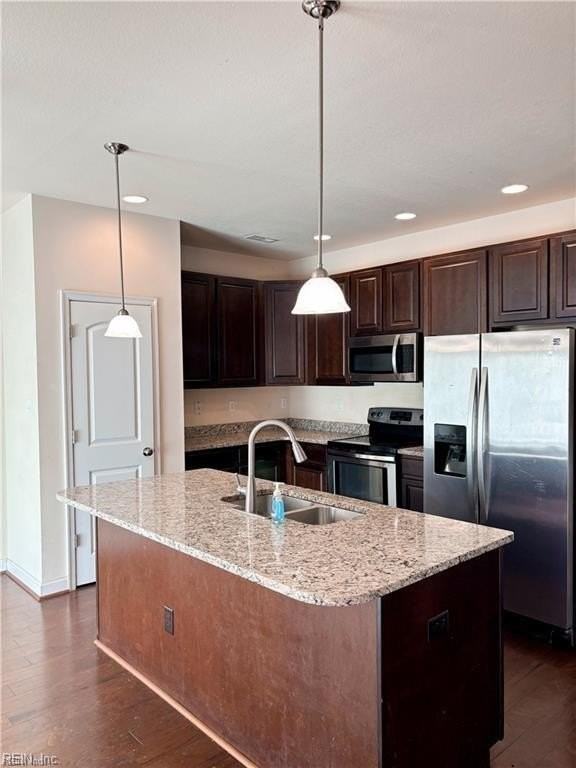 1004 Crown Grant Ct - Photo 5 of 19