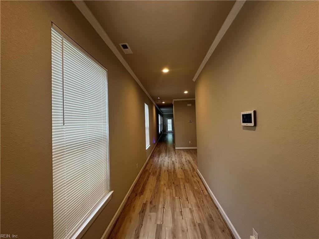 115 S Boggs Ave - Photo 2 of 32