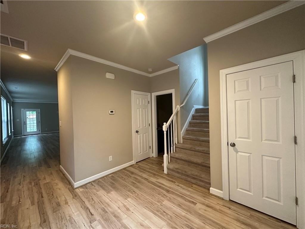 115 S Boggs Ave - Photo 3 of 32