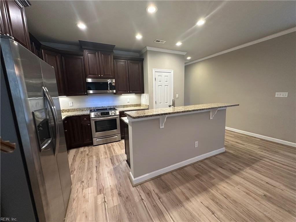 115 S Boggs Ave - Photo 5 of 32