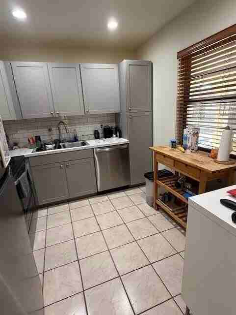 132 S Cypress Rd #523 - Photo 5 of 25