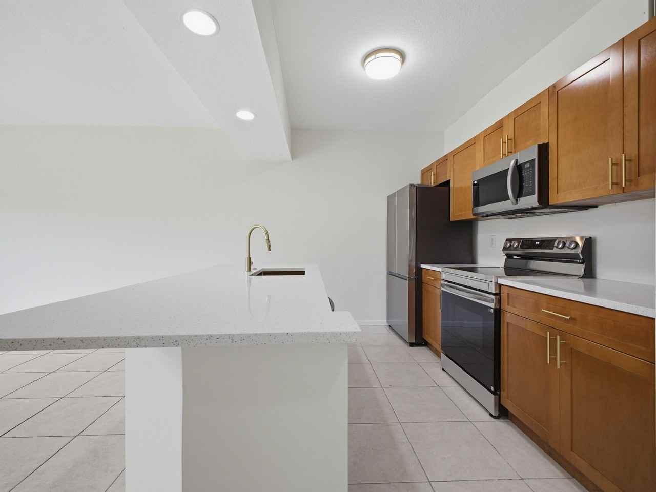 4535 Oak Terrace Dr - Photo 6 of 38