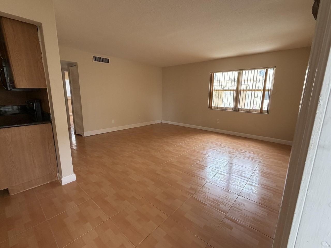 3660 Sw 60th Ave #2 - Photo 3 of 13