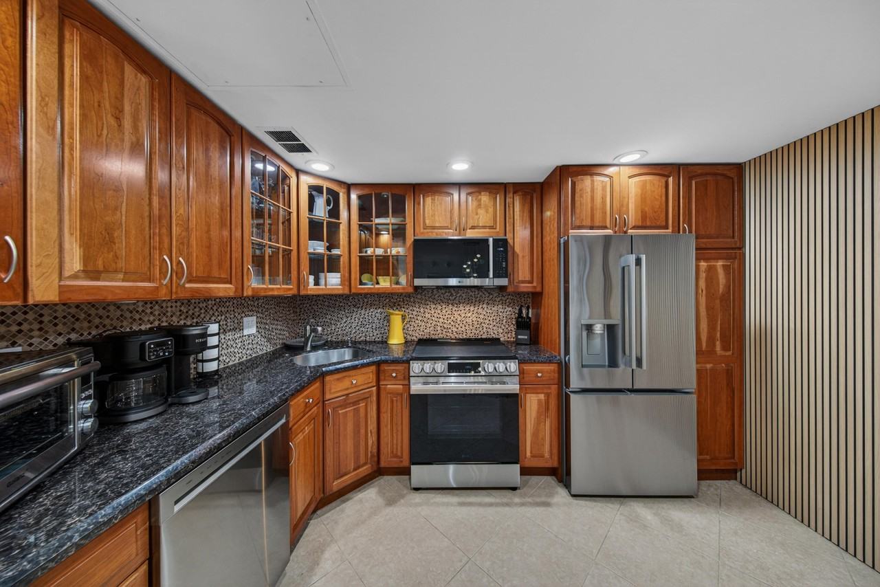 2851 S Ocean Blvd #1N - Photo 6 of 50