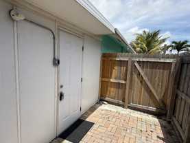 4904 Dillon St #C - Photo 1 of 1