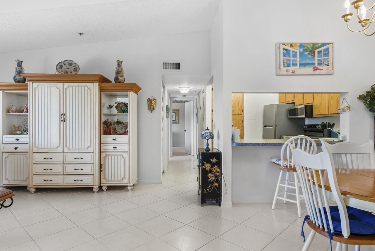 4452 Ne Ocean Blvd #C3 - Photo 5 of 38