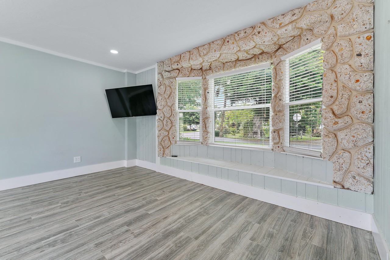 856 Sw Rustic Cir - Photo 7 of 41