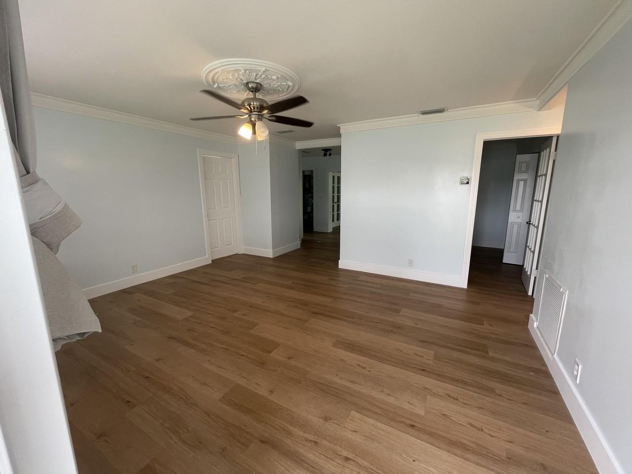 294 Springfield Dr - Photo 4 of 16