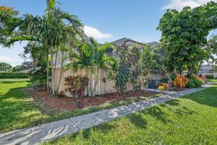 4005 Village Dr #B - Photo 1 of 1