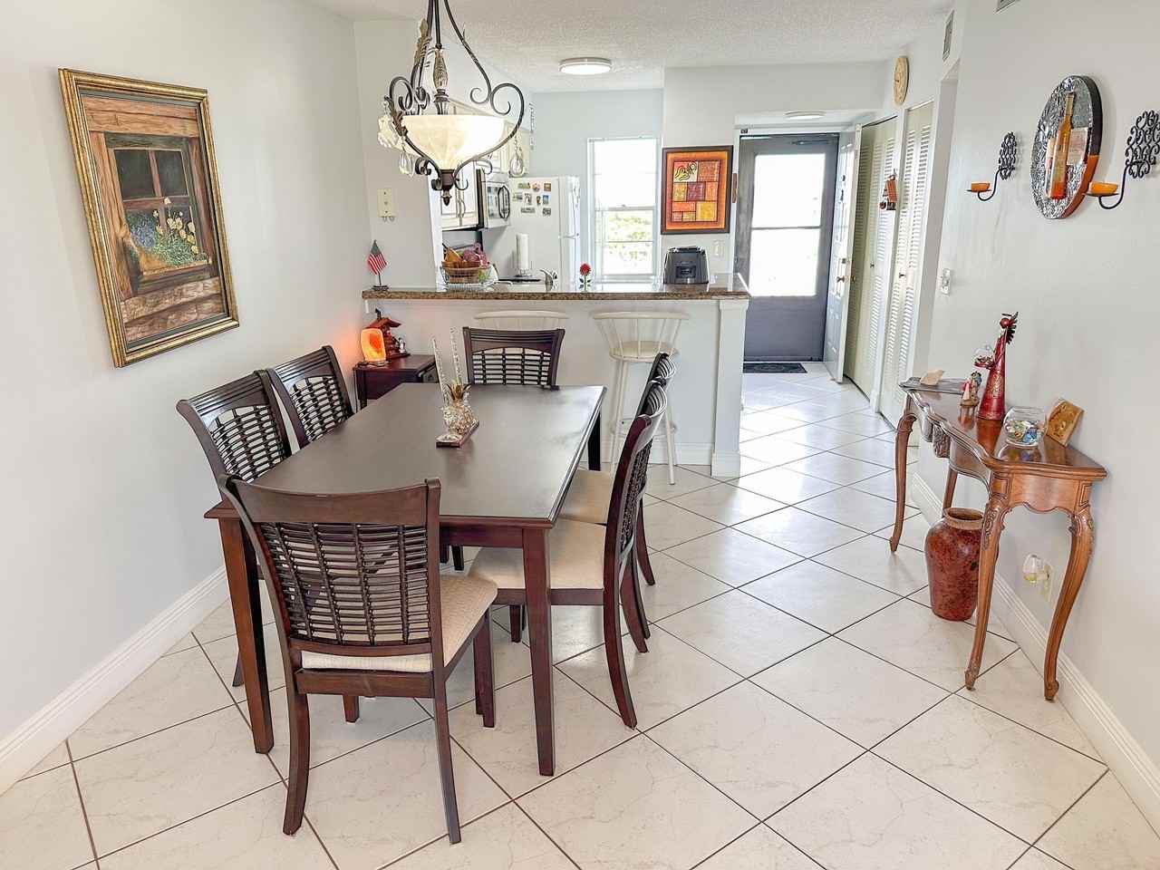 2222 N Cypress Bend Dr #403 - Photo 4 of 23