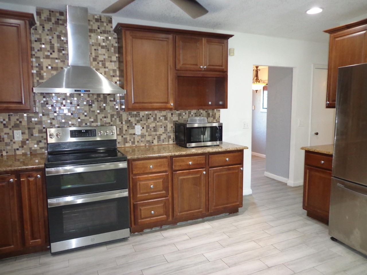151 Cordoba Cir - Photo 6 of 24