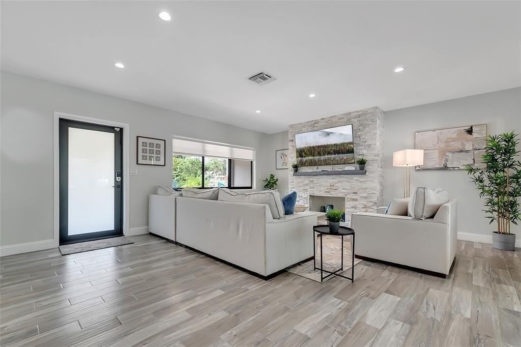538 Ne 14th Ave - Photo 7 of 23