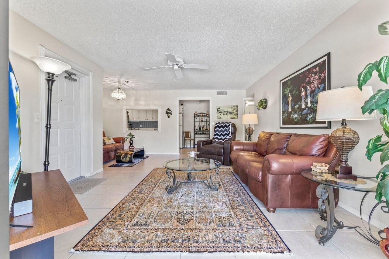 2732 Sw Matheson Ave #112B2 - Photo 6 of 27