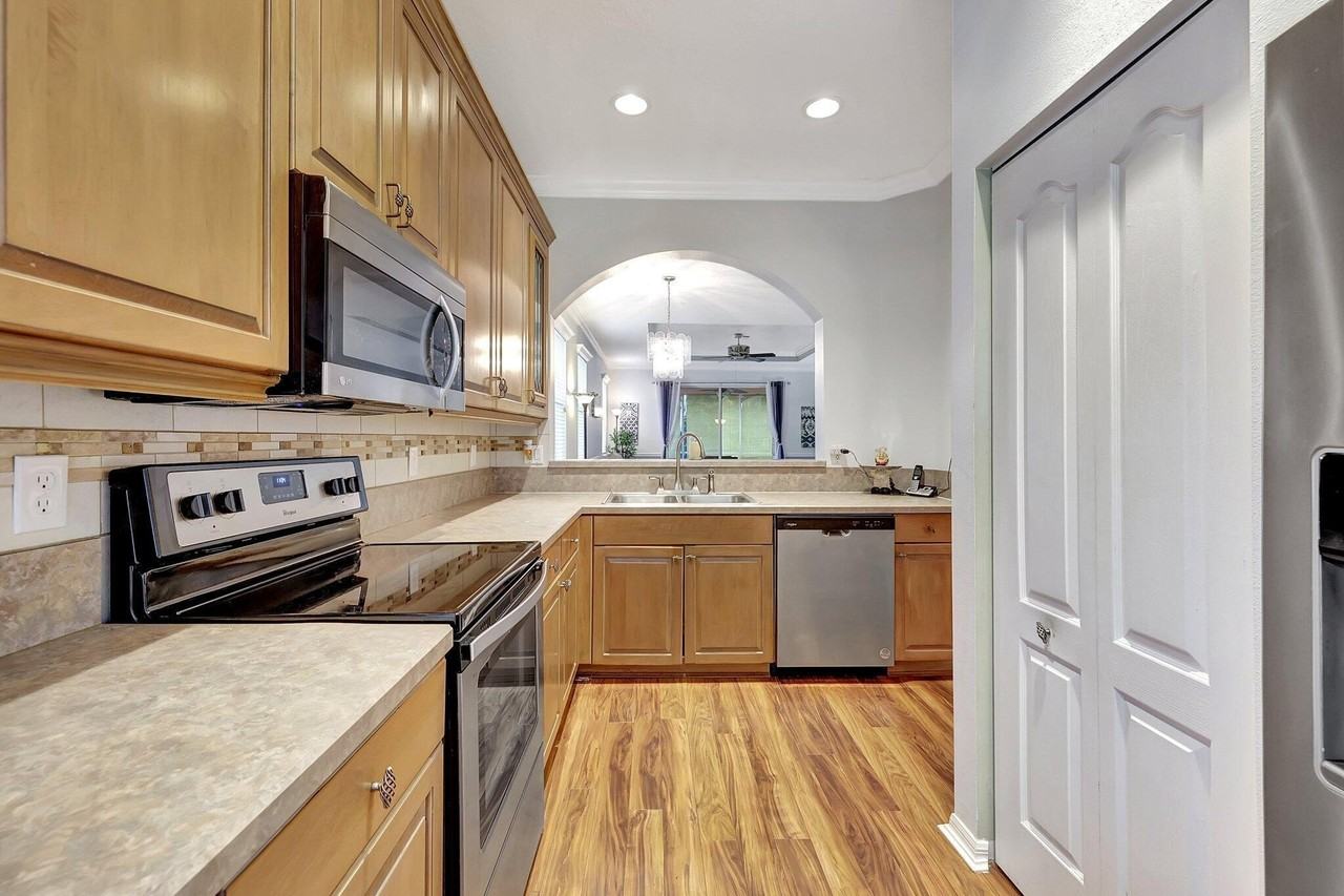9630 Sw Flowermound Cir - Photo 5 of 50