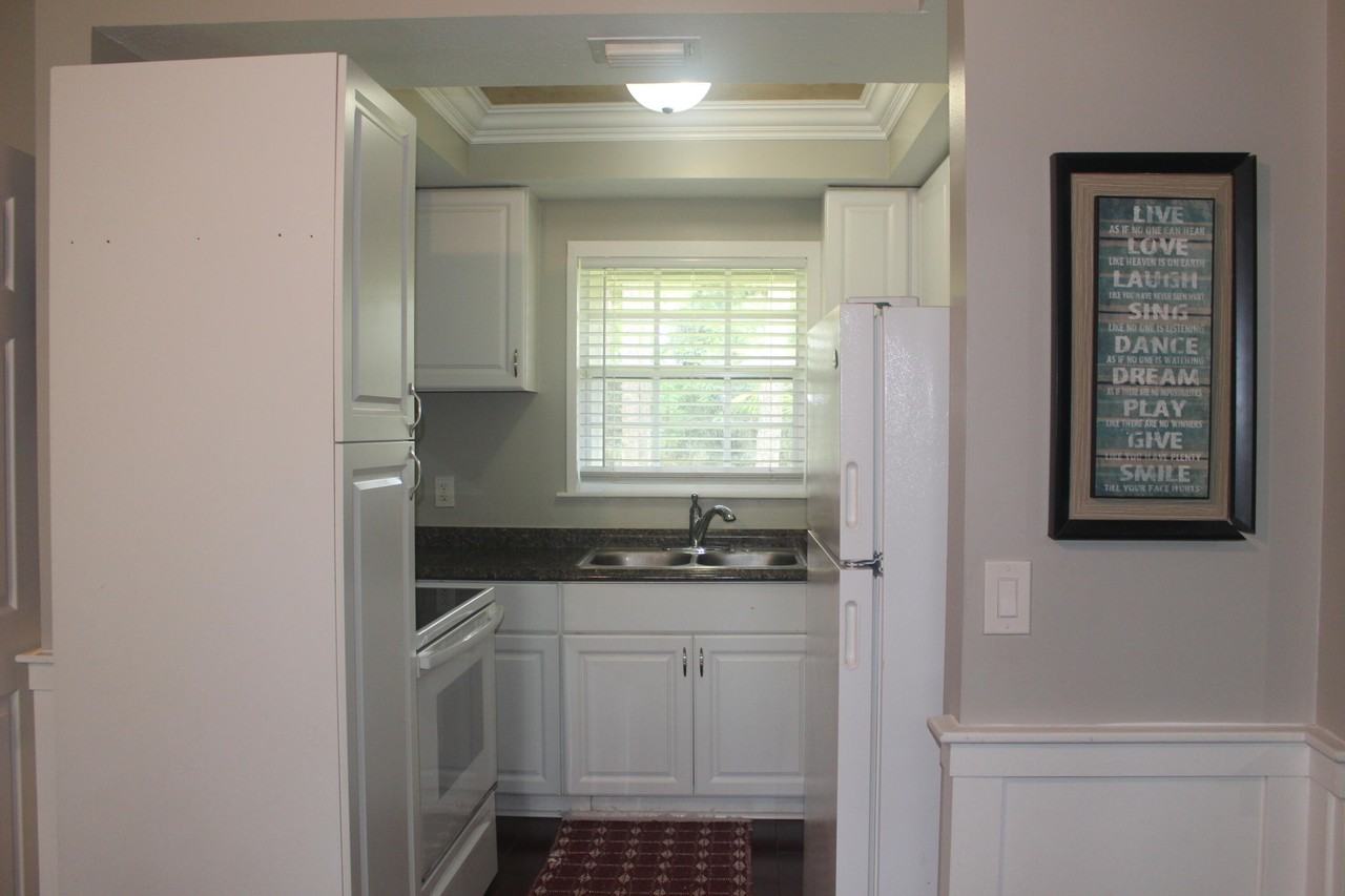 12667 88th Pl N - Photo 4 of 27