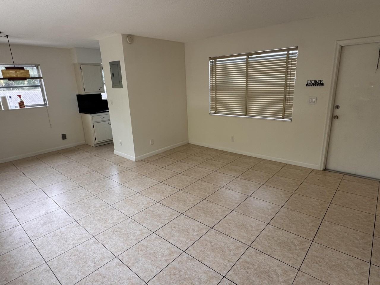 1940 Madison St #10 - Photo 5 of 12