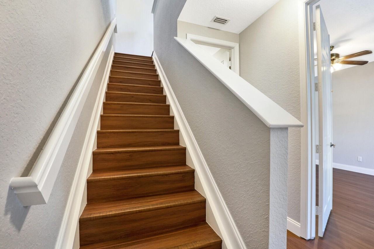 1578 Frederick Small Rd - Photo 7 of 36