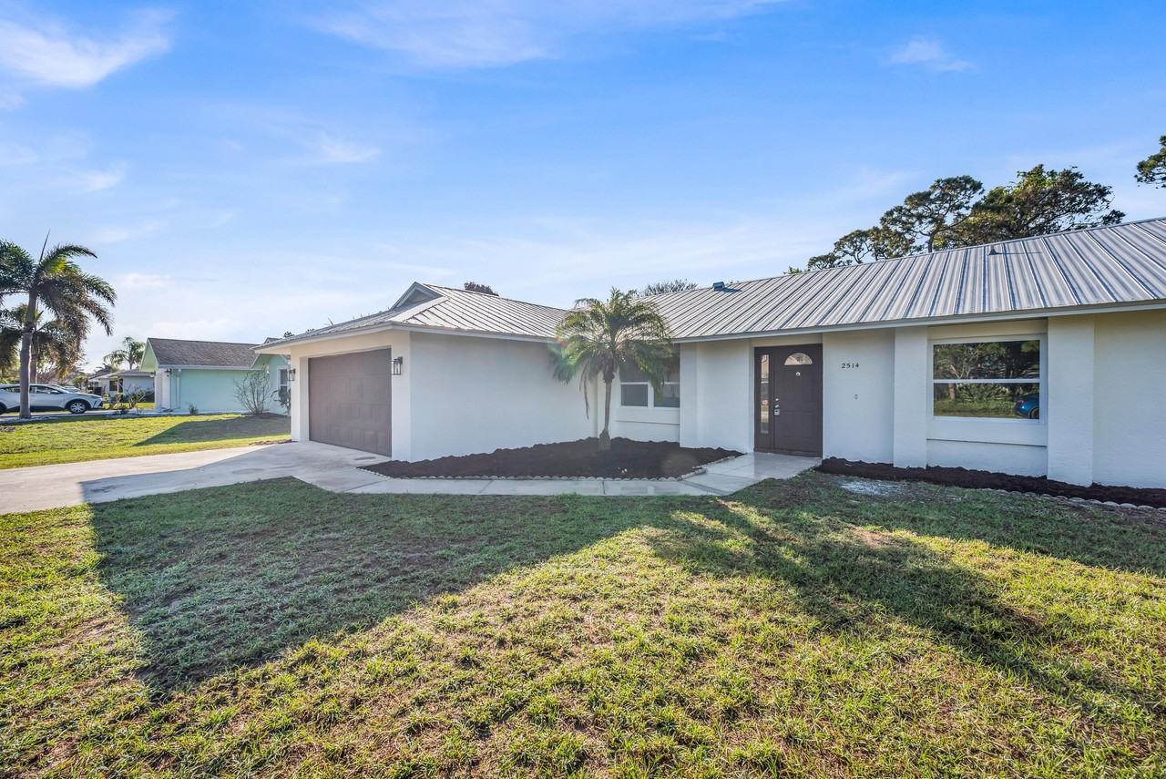 2514 Se Alfonso Ave - Photo 6 of 33